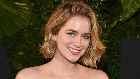 elizabeth lail boyfriend|Inside Elizabeth Lail And Neiku Manshadis Relationship